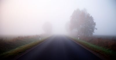 Ostrzeżenie przed gęstą mgłą obejmie powiat puławski