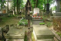 Cmentarz parafialny rzymskokatolicki z nagrobkami